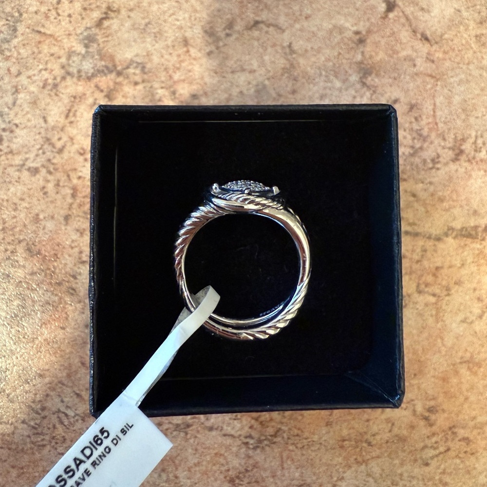 DAVID YURMAN Infinity Ring with Diamonds - Picture 5 of 5